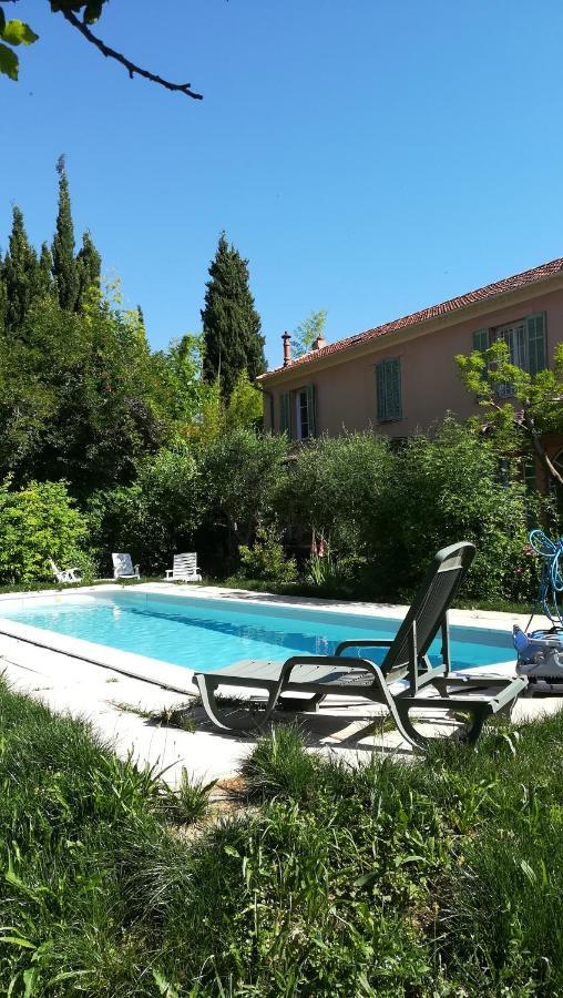 לינה וארוחת בוקר בריניול Lolifan En Provence מראה חיצוני תמונה