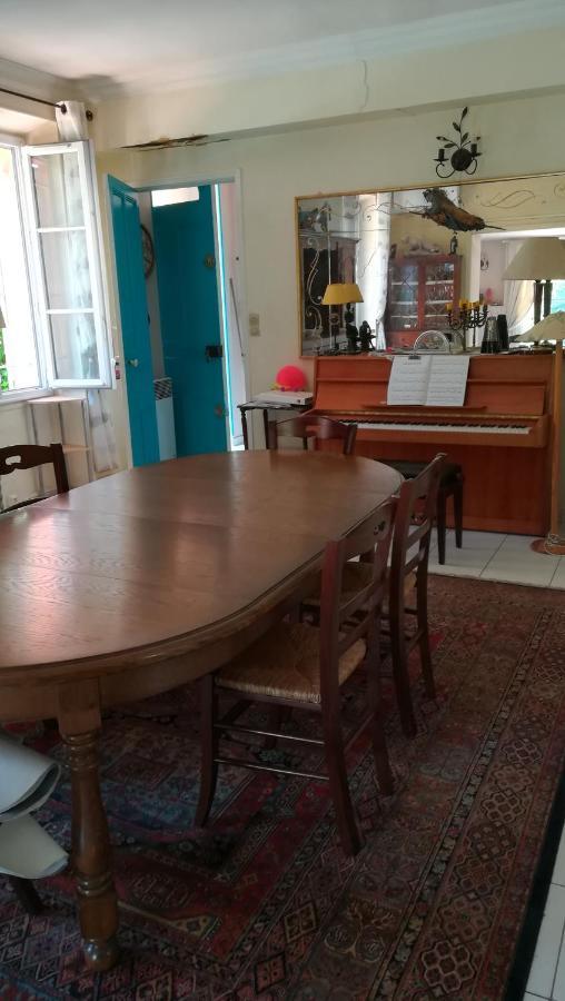 לינה וארוחת בוקר בריניול Lolifan En Provence מראה חיצוני תמונה